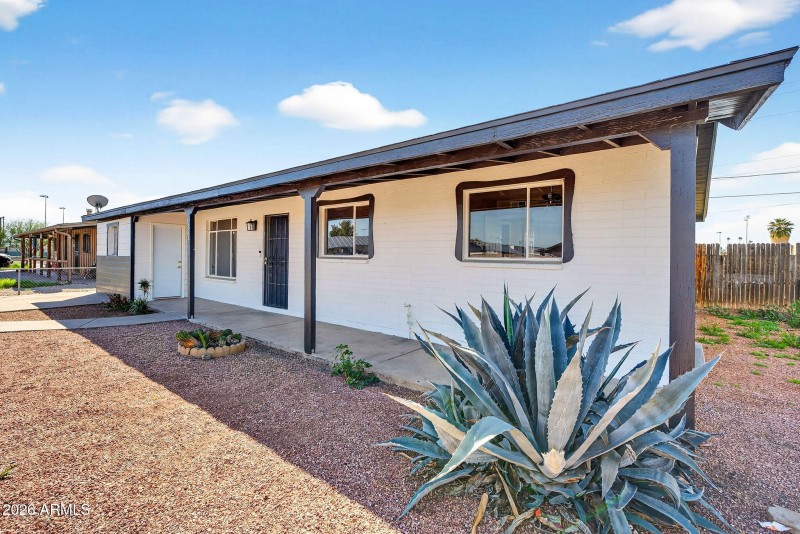 Front Exterior Side View