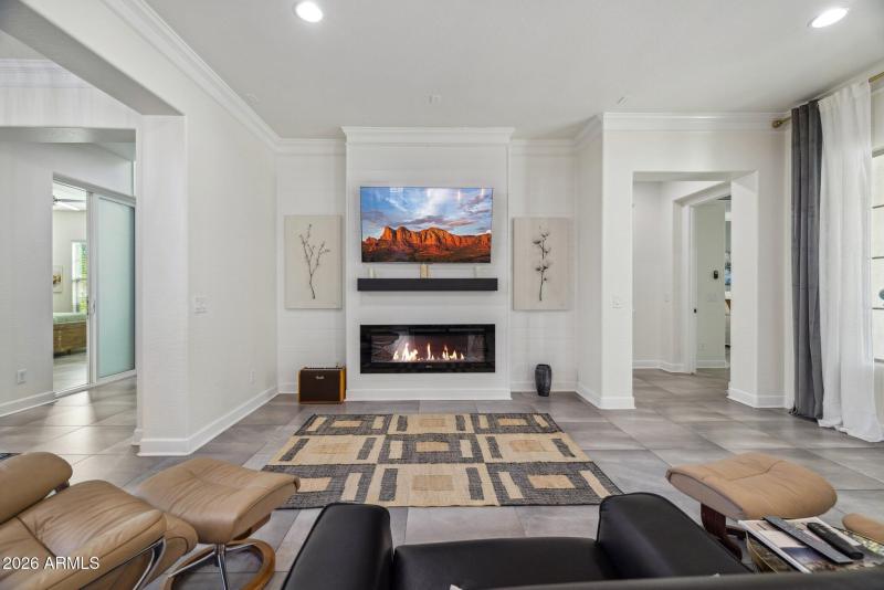 12-web-or-mls-4446-n-golf-dr