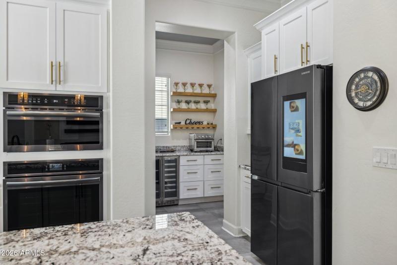 22-web-or-mls-4446-n-golf-dr