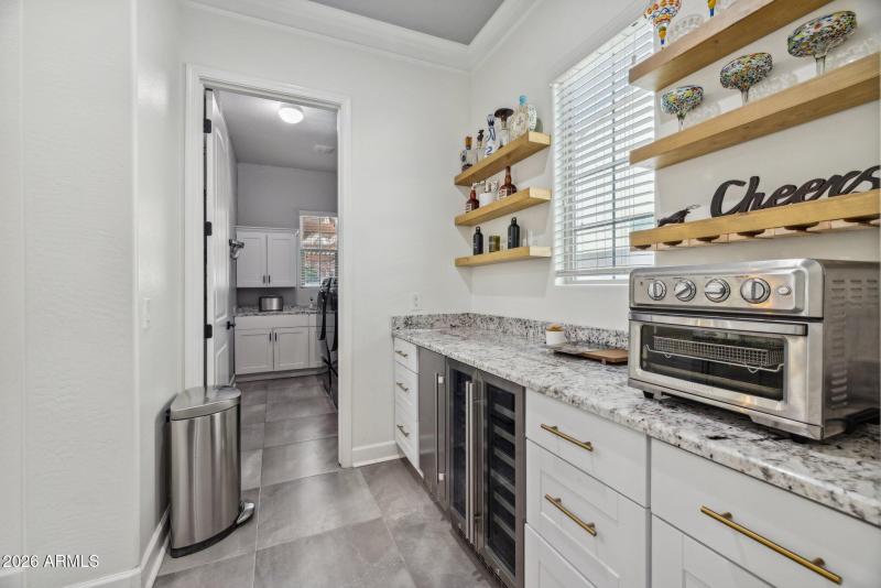 24-web-or-mls-4446-n-golf-dr