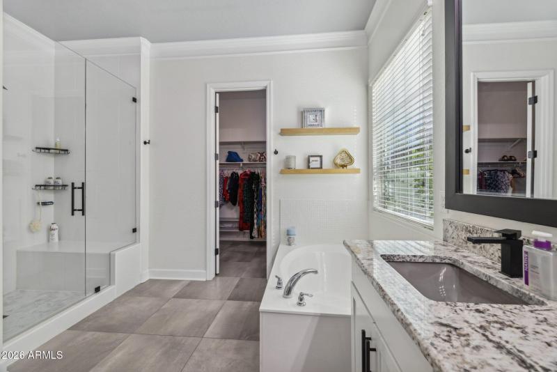 36-web-or-mls-4446-n-golf-dr