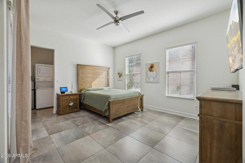 37-web-or-mls-4446-n-golf-dr