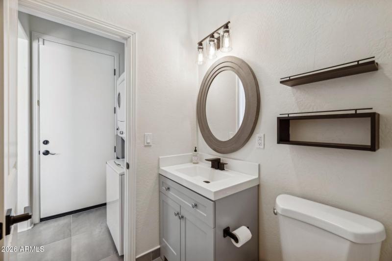 41-web-or-mls-4446-n-golf-dr