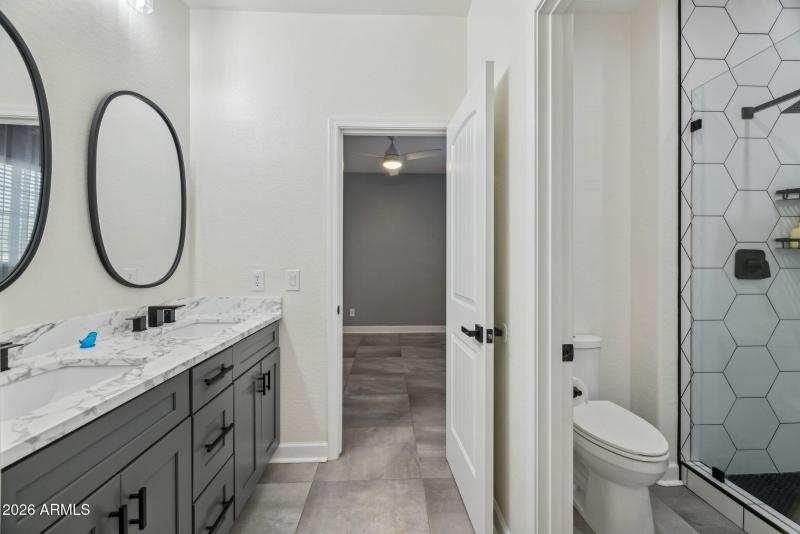 53-web-or-mls-4446-n-golf-dr