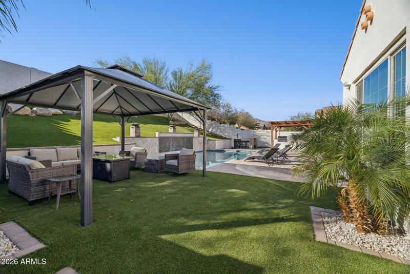 75-web-or-mls-4446-n-golf-dr