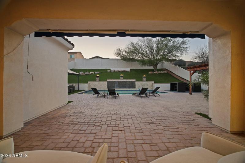 98-web-or-mls-4446-n-golf-dr