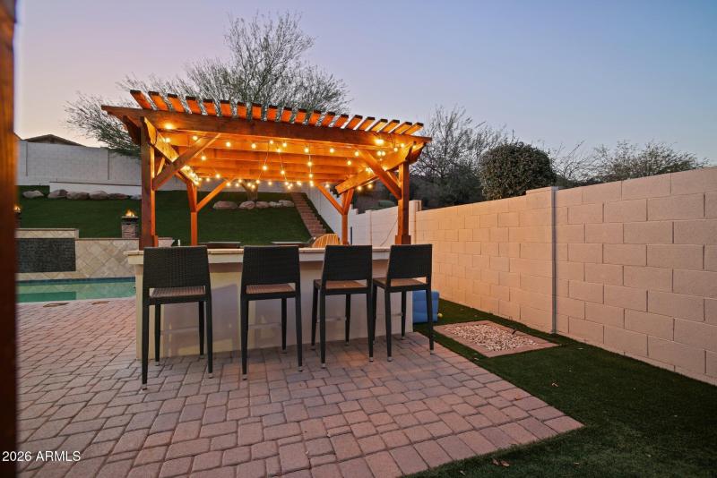 103-web-or-mls-4446-n-golf-dr