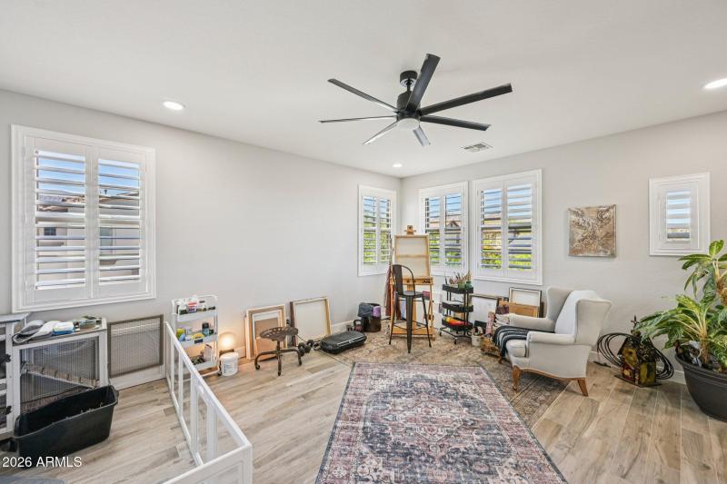 36-web-or-mls-W Thayer St-S0703-035