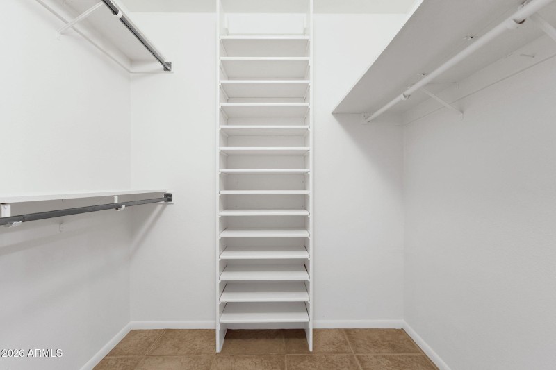 32-web-or-mls-19041-n-lakeforest-dr