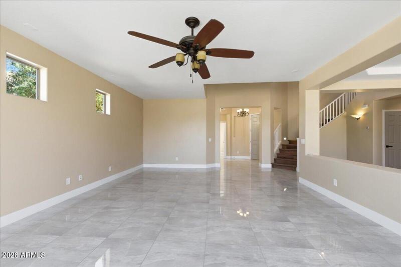 07-4364_N_156th_Ln_7