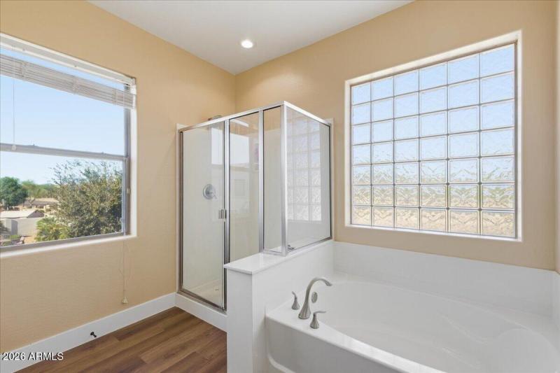 Separate Tub and Shower
