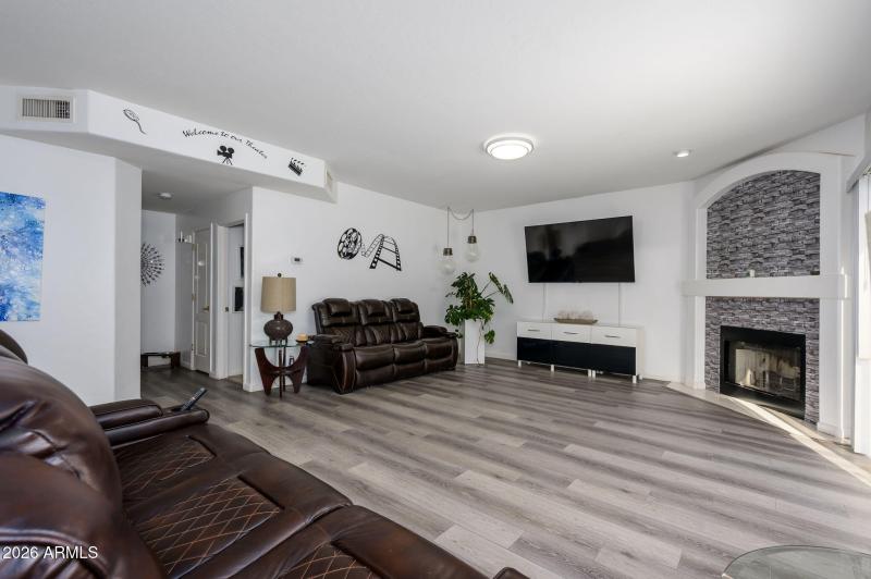 20-web-or-mls-Aspen-27