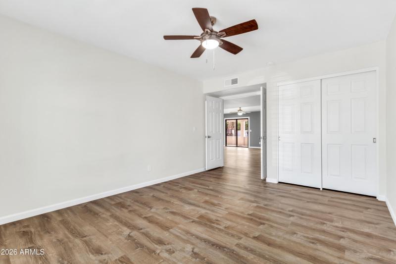 10831 E Sunnydale Dr-31