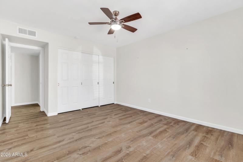 10831 E Sunnydale Dr-34