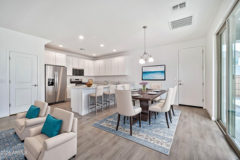 1965 W Hide Trail VS 4 (1)