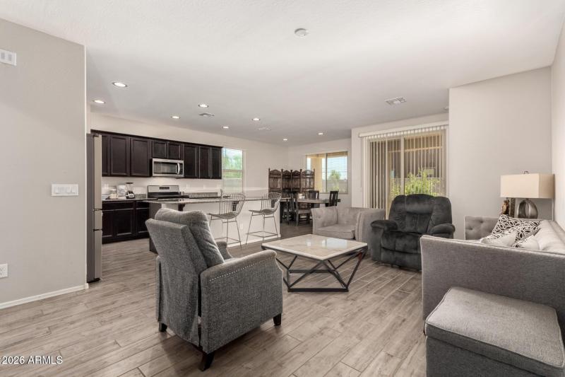 17213 W WILLIAMS ST_12