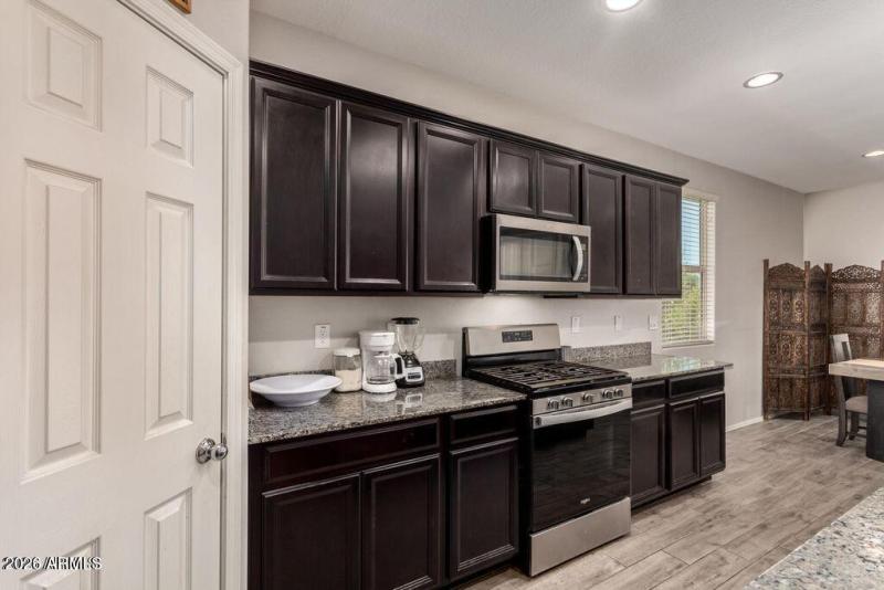 17213 W Williams St8