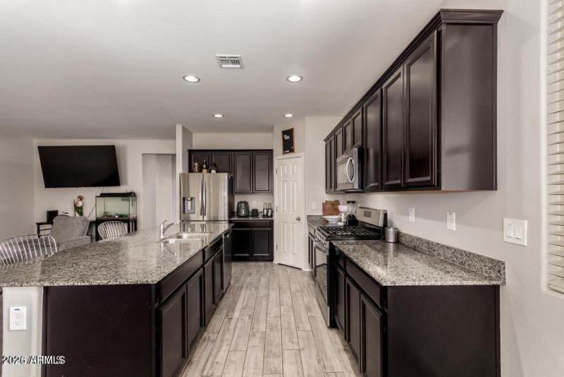 17213 W Williams St9