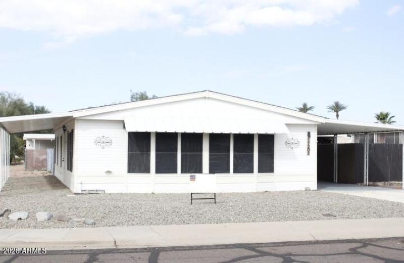 Awnings on Both Sides