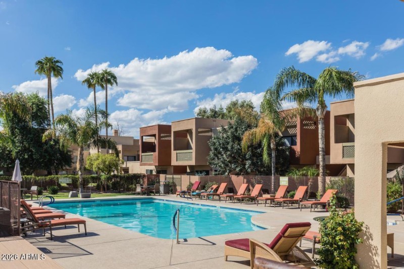 20181005233854840557000000-o