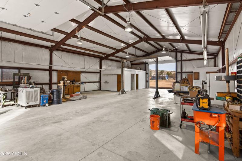 JL_4000WMahoneyRd-interiors-04