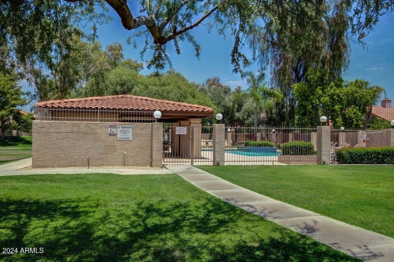 20160624180355377391000000-o