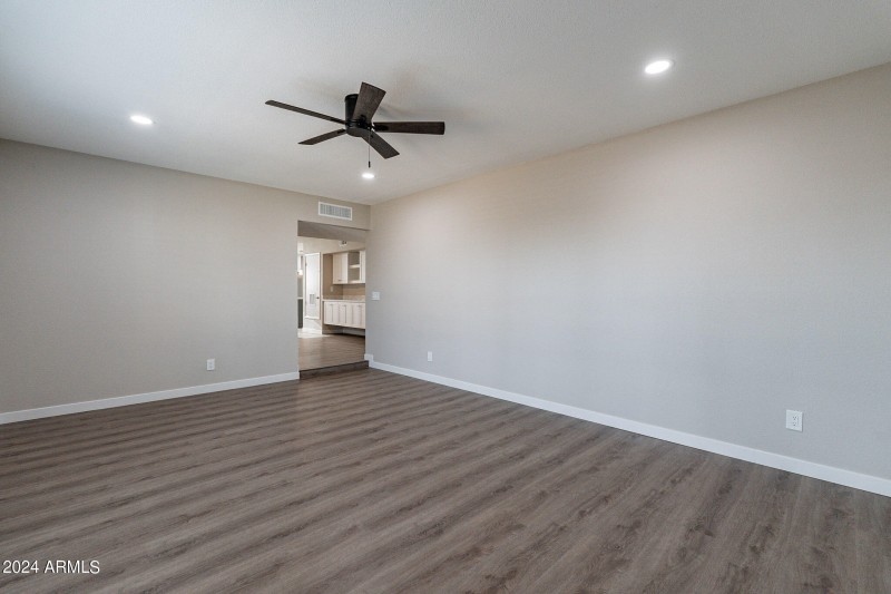 10-web-or-mls-Peoria-10