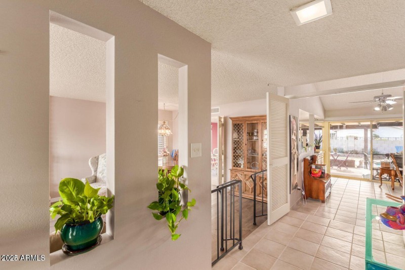 20221123214845752239000000-o