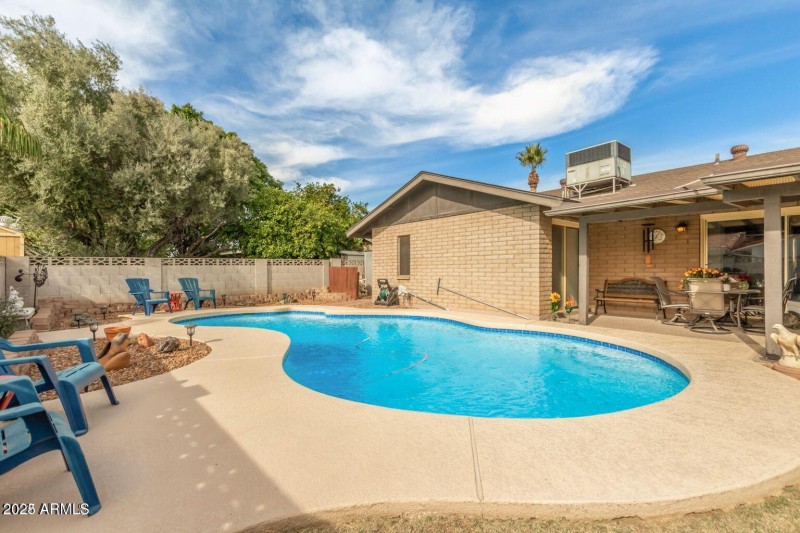 20221123215055565858000000-o