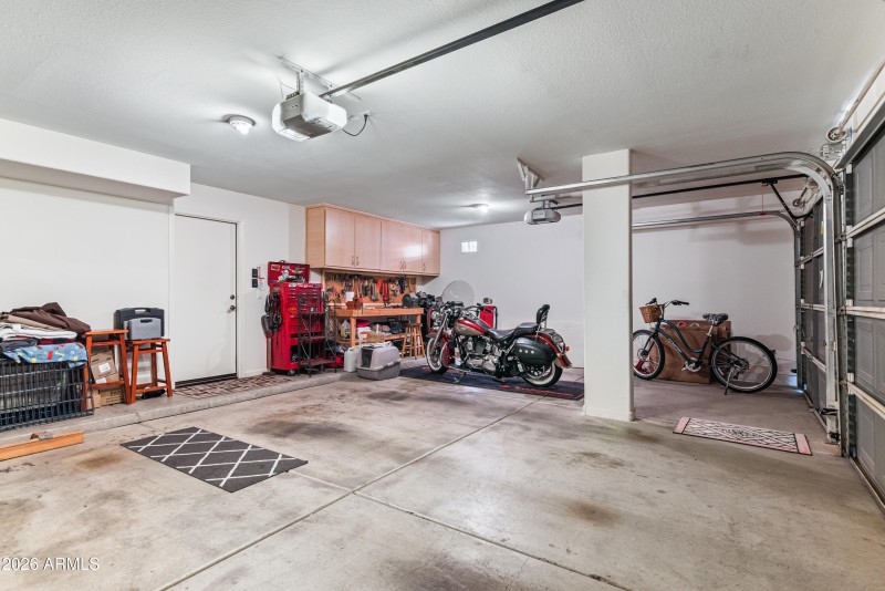 42_1711 e runion dr-41