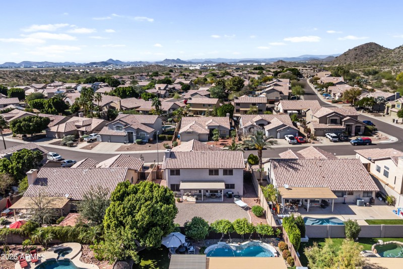 48_1711 e runion dr-47