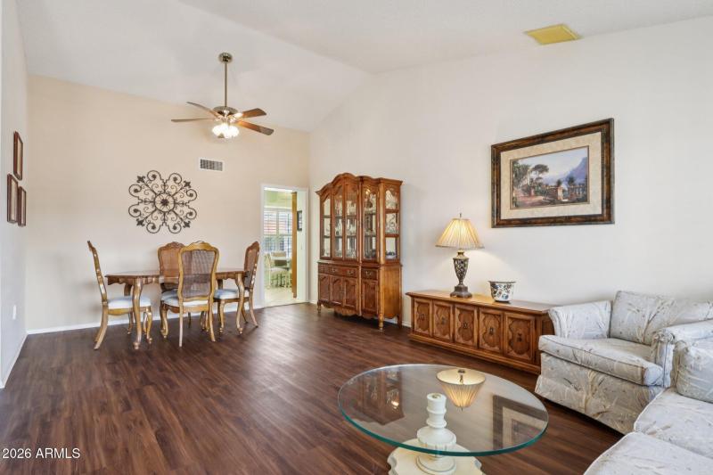 7-web-or-mls-W Terra Vista Dr-S1003-007