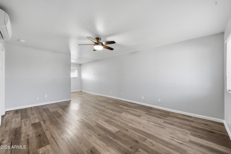 2-3025N32S49-ocupix-