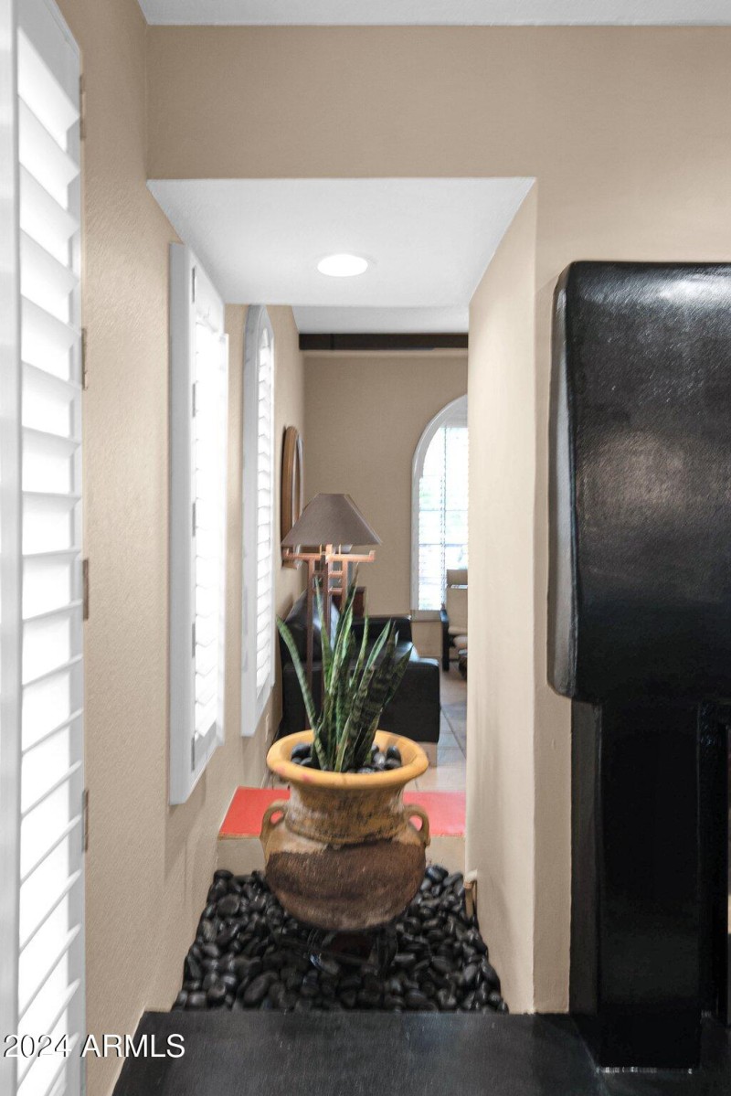 10460 E Fanfol LN, Plant