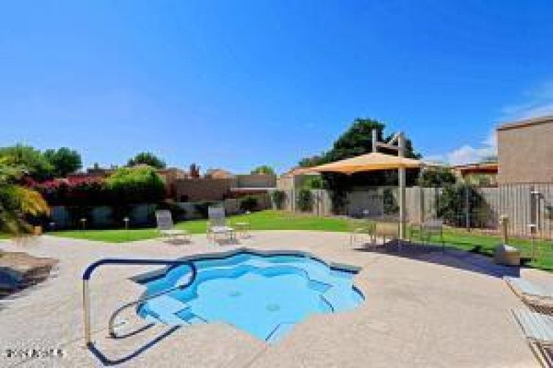 10460 E Fanfol Lane, Spa 2