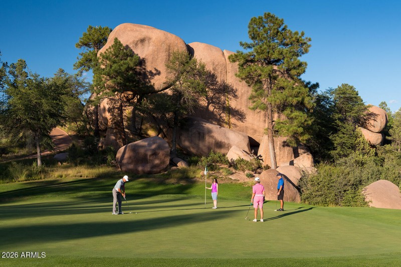 _DSC4014_Golf13thGreen