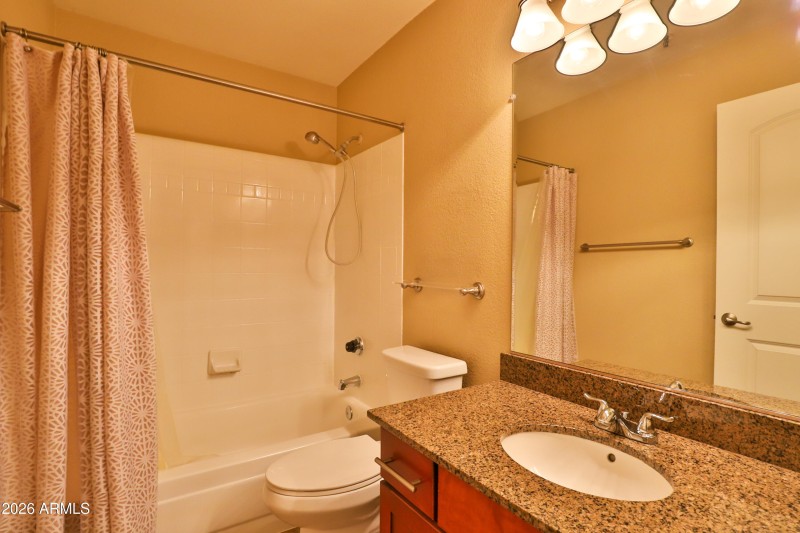 2025ECampbellAveAPT111-10