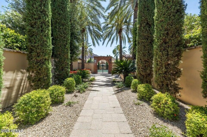 20250910190854805187000000-o