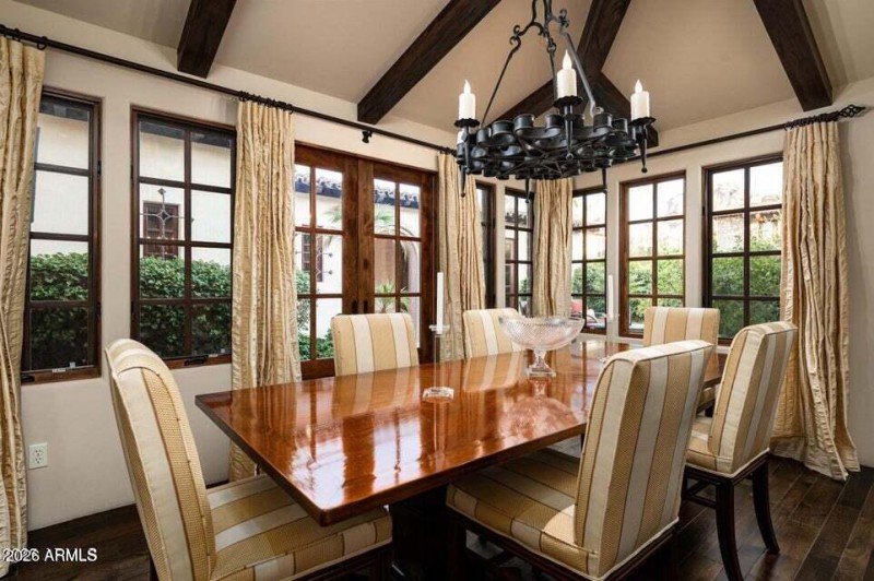 20250911192351536590000000-o