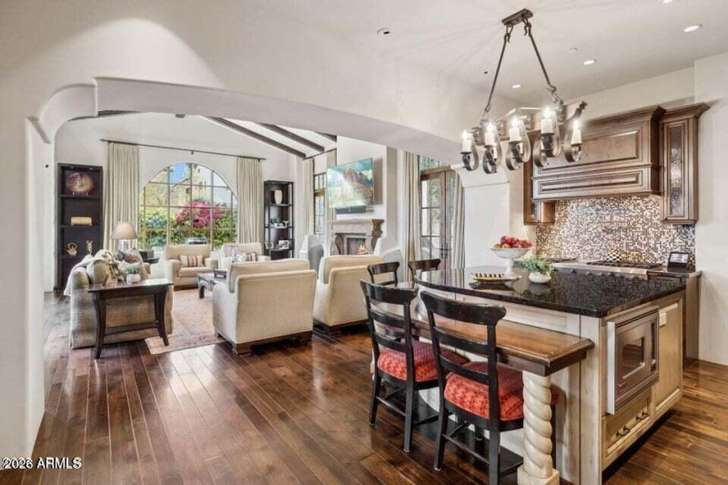 20250910190852742428000000-o