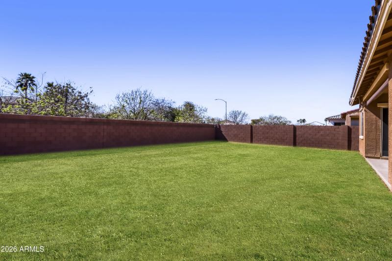 8723 W. Vista Ave - Print Quality - 057