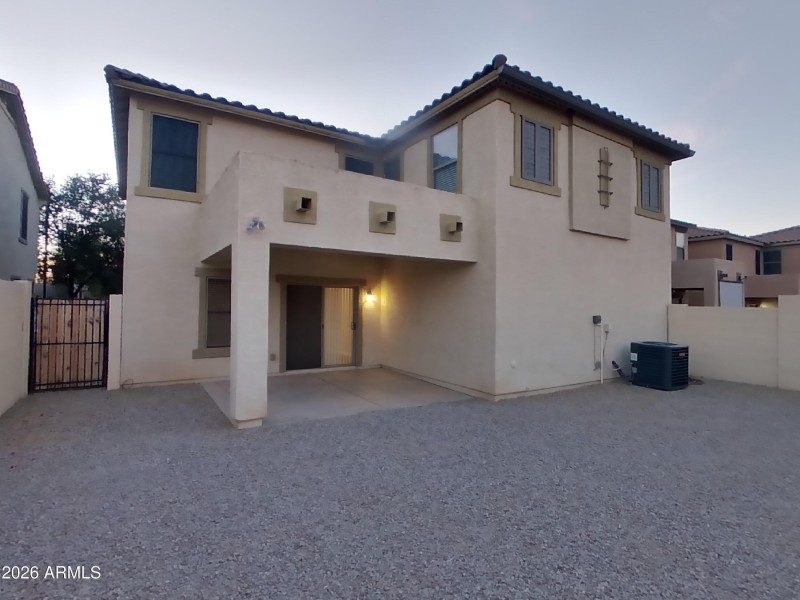 15_pc_rutDOtAhz2_LT43YSdOBC_center_0