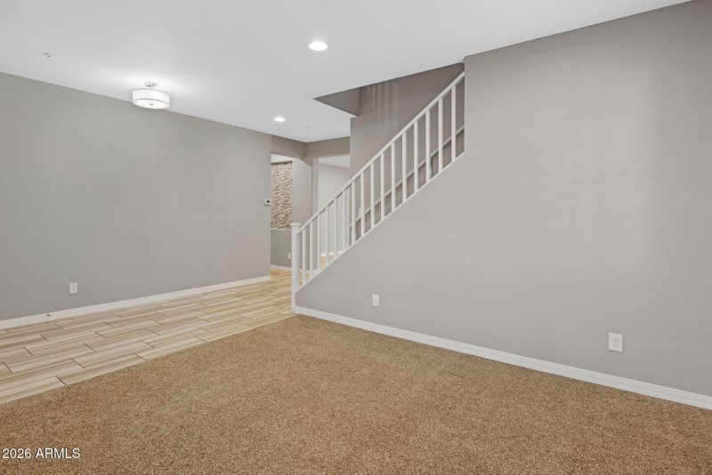 5-web-or-mls-32388-n-129th-dr