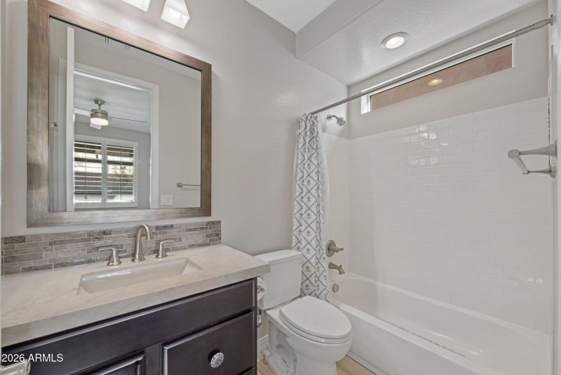 38-web-or-mls-32388-n-129th-dr