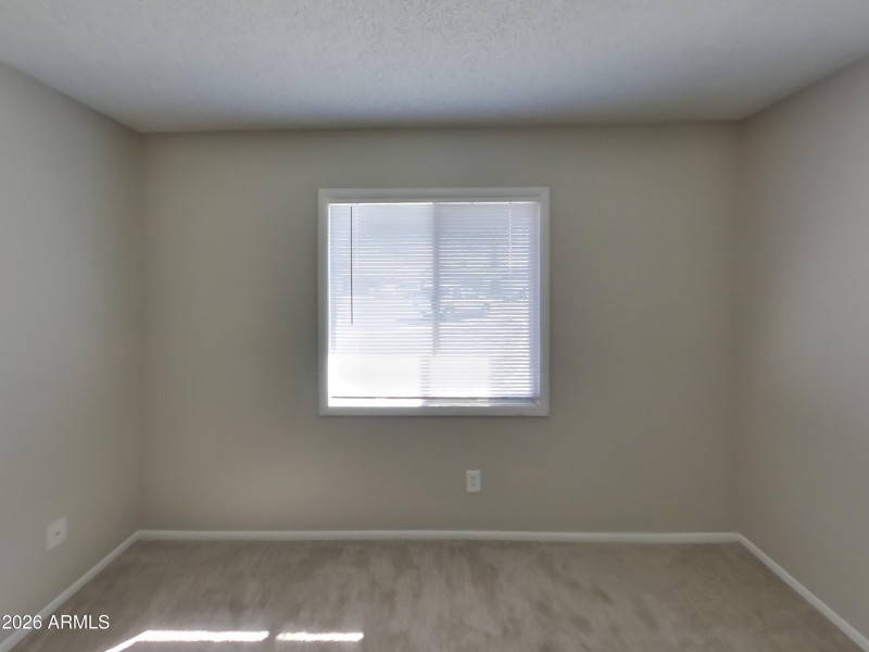 10_pc_zZxerErHCE_RndyCRYXfc_layout_1