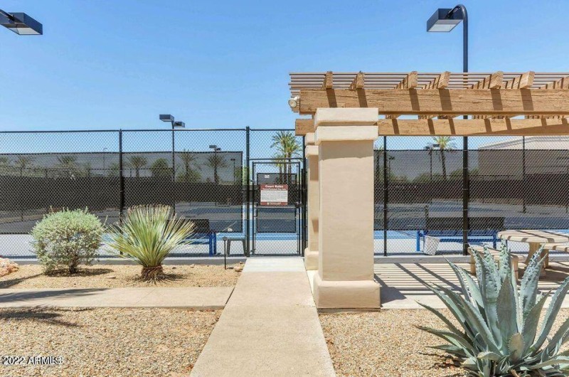 20220413061052974634000000-o