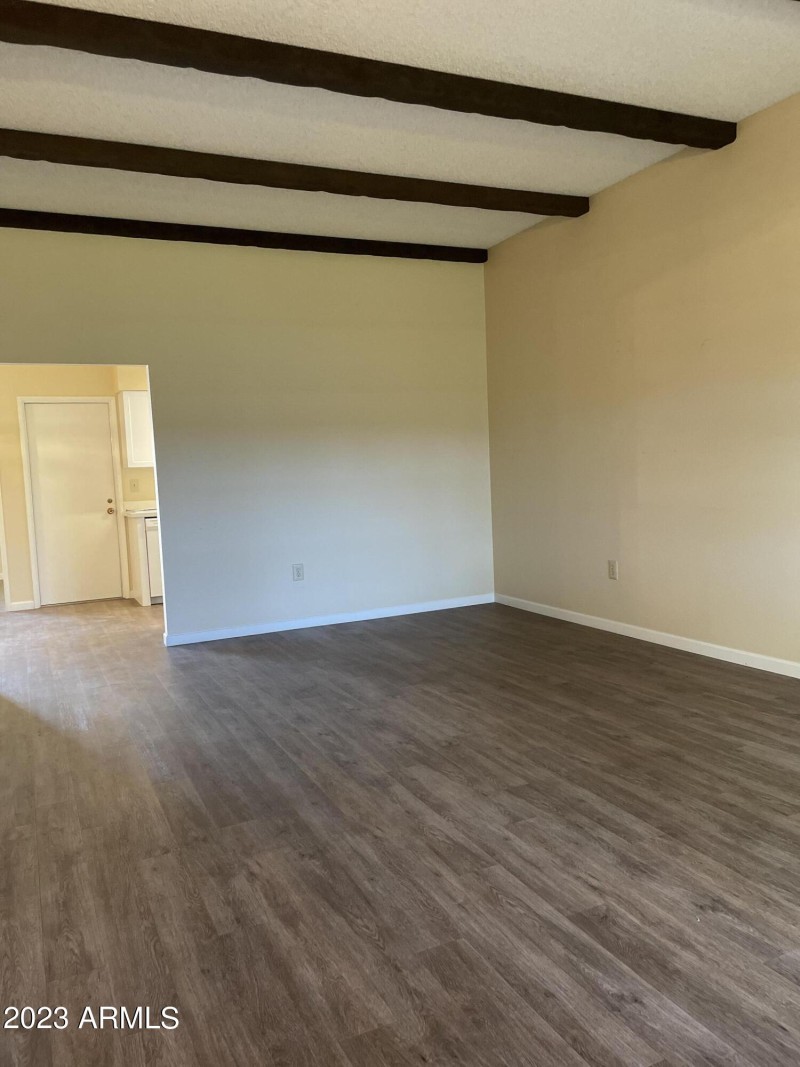 0B83A212-3E7B-43B7-B34C-0EE57DCA03F4