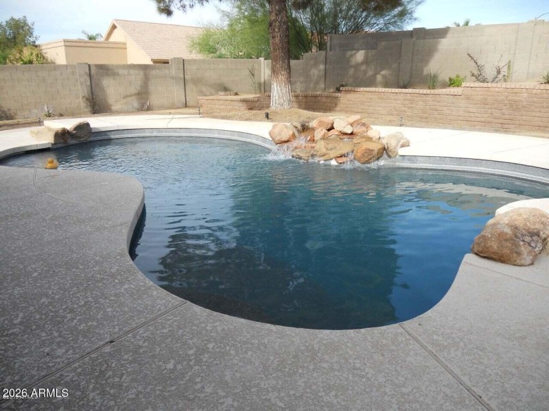 Private pool
