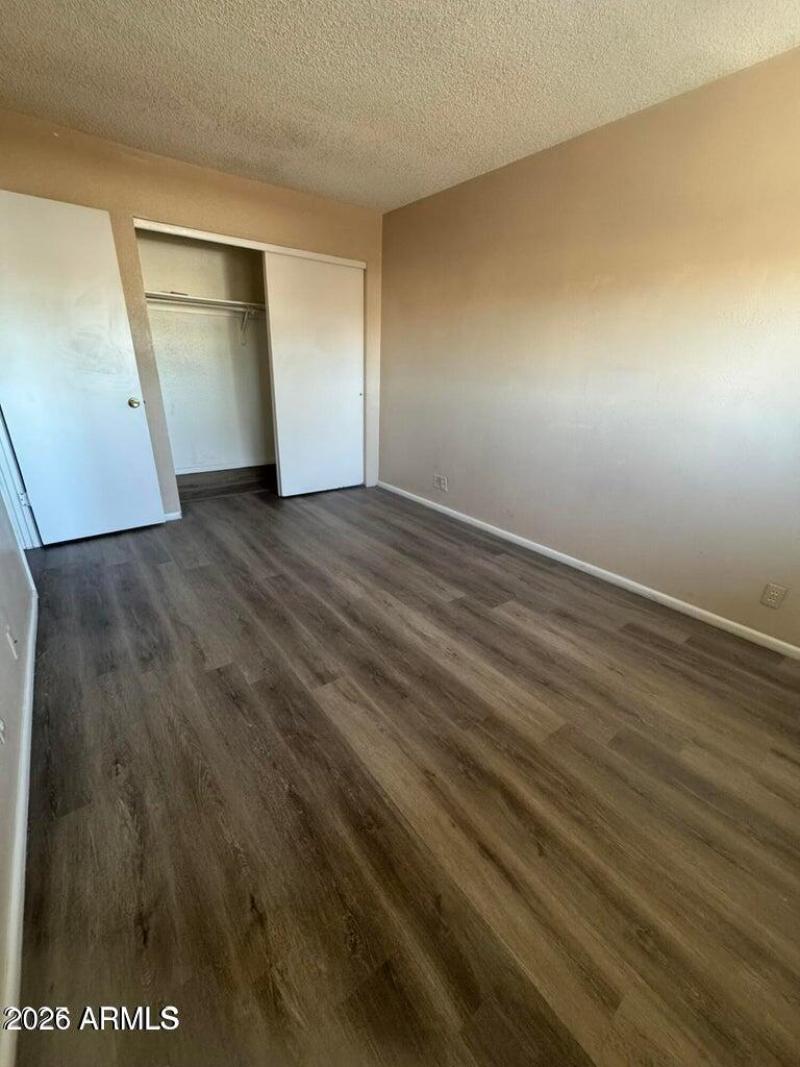 20251203001247521713000000-o