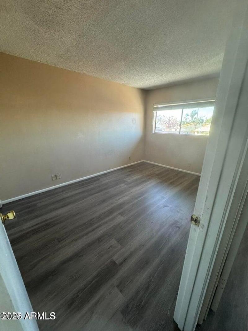 20251203001246062057000000-o